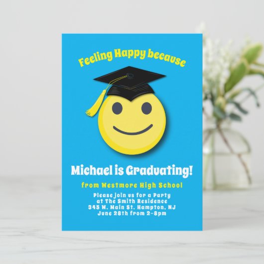 Emoticon Happy Cute Graduation Party nodiging Kaart (Staand voorkant)