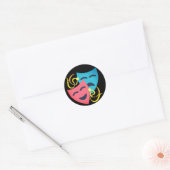 Emotionele maskers ronde sticker (Envelop)