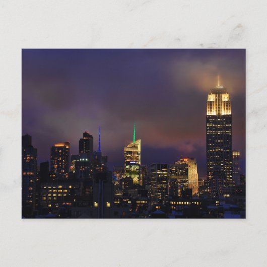 Emp St Bleng gloeit in wolken en mist Briefkaart (Voorkant)