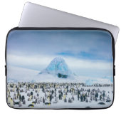 Emperor Penguin Colony Laptop Sleeve (Voorkant)