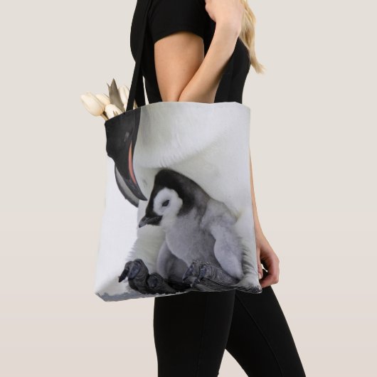 Emperor Penguin | Snow Hill Island Tote Bag (Dichtbij)