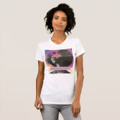 Empowered Vrouwen Empoweren de Wereld T-shirt (Voorkant volledig)