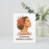 Empowered Woman with Floral Briefkaart (Staand voorkant)