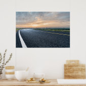 Empty Tarmac Road tegen Sunset Sky Poster (Keuken)