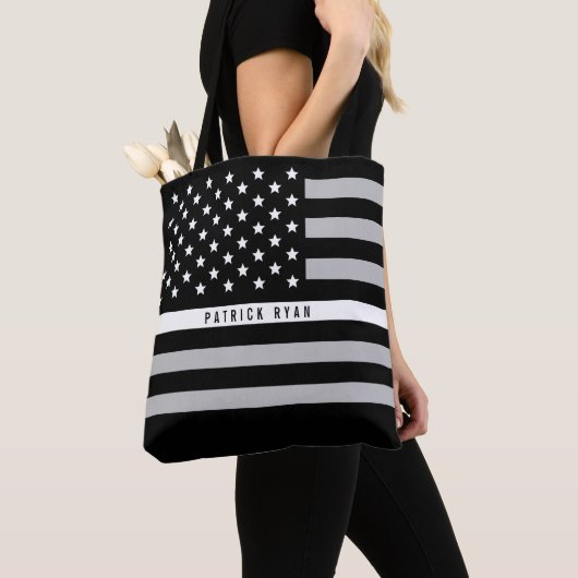 EMS EMT Thin Grey Line American Flag Naam toevoege Tote Bag (Dichtbij)