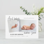 En baby maakt drie multi-foto moderne geboorte aankondiging (Staand voorkant)