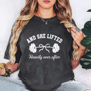 En daarna tilde ze zwaar voor altijd halter t-shirt