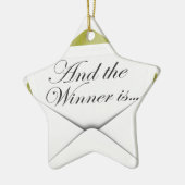 En de winnaar is de envelop keramisch ornament (Links)