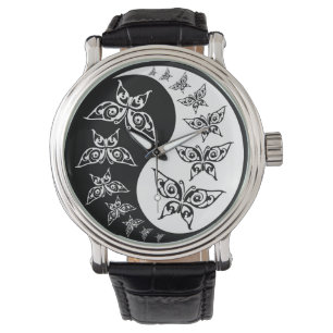 En de Witte Vlinders van Yin Yang Tao Horloge