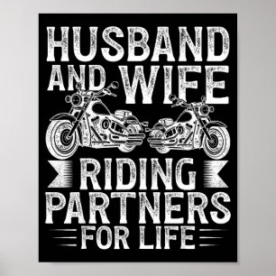 En Man En Vrouw Die Samen Rijden In Het Leven Poster