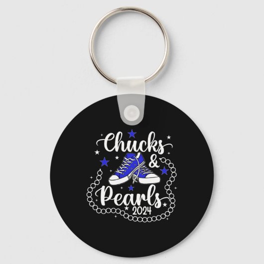 En Pearls Kamala Harris 2024 Meme Vote President Sleutelhanger (Voorkant)