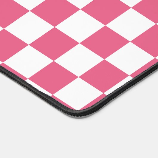  en sfeervol geruit in roze en wit bureaumat (Hoek)