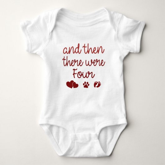 En toen waren er vier Baby, Dog Paw Baby shower Romper (Voorkant)