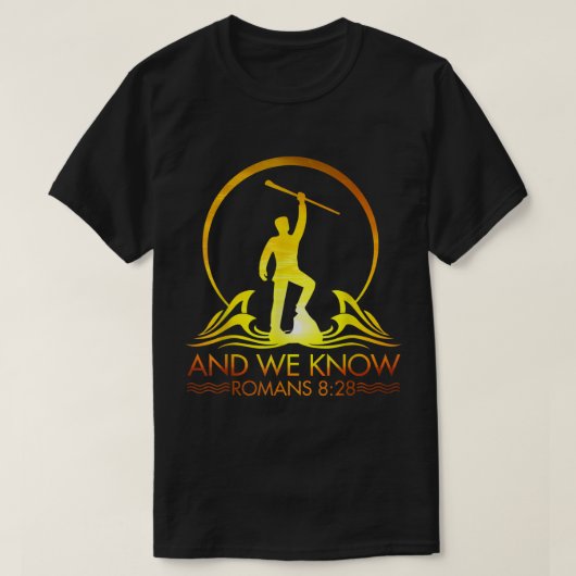 En we kennen Romans 828 Bijbel Verse God Jezus Chr T-shirt (Design voorkant)