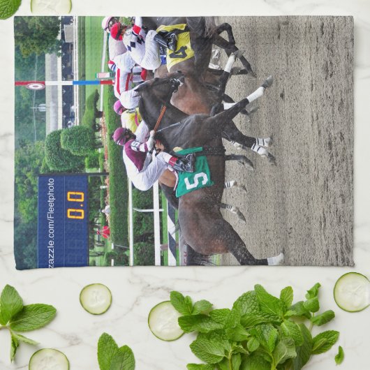 En ze zijn weg bij Saratoga Theedoek (Gevouwen)