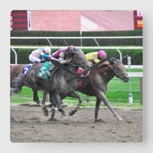 En ze zijn weg bij Saratoga Vierkante Klok