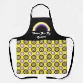 Enby pride flag and rainbow with text / yellow schort (Voorkant)