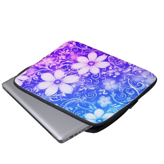 Enchanted Blossom Electronics Bag Laptop Sleeve (Voorkant onderkant)