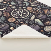 Enchanted Botanica: Magische kruiden & hekserij Sherpa Deken (3/4)