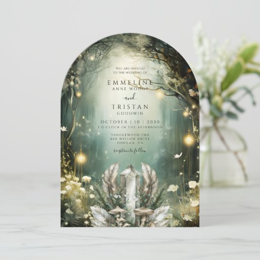 Enchanted Crystal Forest Arch Wedding Kaart (Staand voorkant)