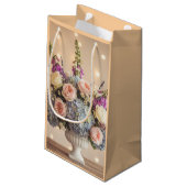 Enchanted Evening: Pastel Floral Centerpiece Klein Cadeauzakje (Achterkant Gekanteld)