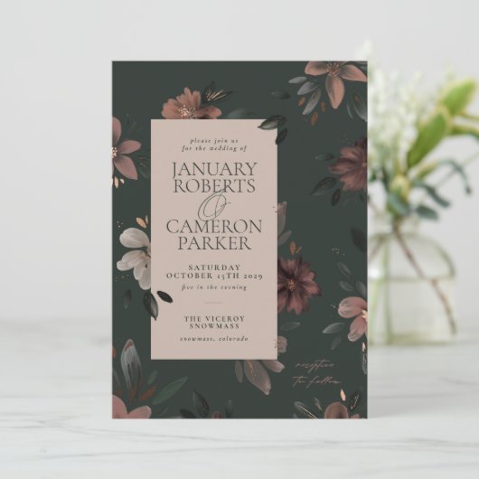 Enchanted Forest Donkergroen Bloemen Bruiloft Uitn Kaart (Staand voorkant)