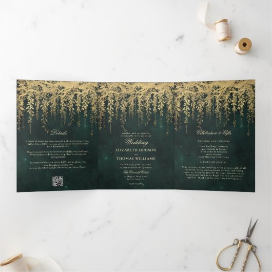 Enchanted Forest Gold Greenery All One 2 Wedding Drieluik Uitnodiging (Binnen)