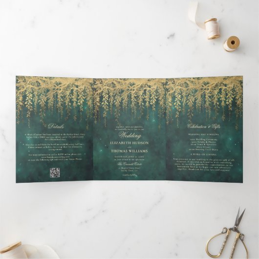 Enchanted Forest Gold Greenery Emerald Twinkle Drieluik Uitnodiging (Binnen)