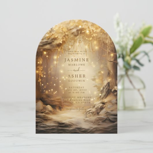 Enchanted Forest Portal Etheal Gold Wedding Kaart (Staand voorkant)