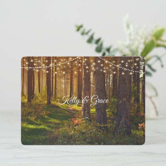 Enchanted Forest String Lights Wedding Invitation Kaart (Staand voorkant)