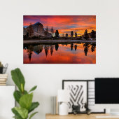 Enchanted Lake Sunset Poster (Thuiskantoor)