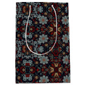 Enchanting Snowflake Symphony Medium Cadeauzakje (Voorkant)