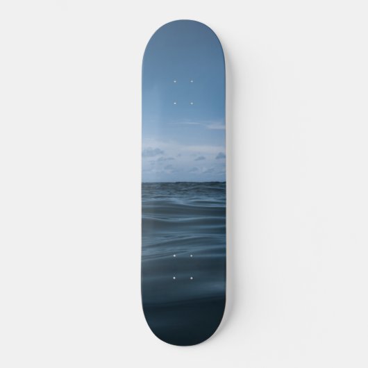 Endless Blue Ocean Waves 1 Persoonlijk Skateboard (Voorkant)