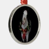 Endo Portrait Ornament (Rechts)