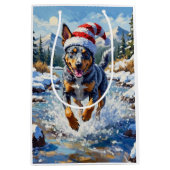 Energetic Blue Heeler Dog Winter Creek Christmas Medium Cadeauzakje (Voorkant)
