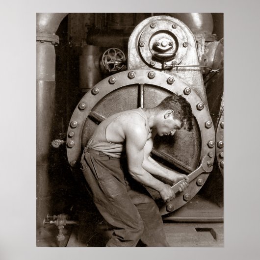 Energiecentrale arbeider, 1920. Oude foto Poster (Voorkant)