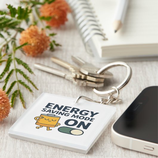 Energy Saving Mode On- Funny Battery Lazy Tshirt Sleutelhanger (Voorkant Rechts)