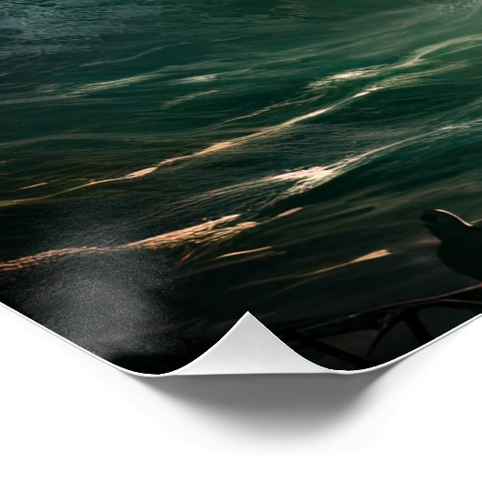 Eng onder het Zee Siren Mermaid Creature Perfect Poster (Hoek)