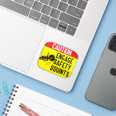 engage Safety Squints Sticker (Laptop met iPhone)