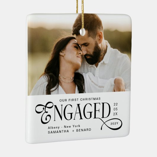 Engaged Couples 2 Photos Stylish First Christmas Keramisch Ornament (Rechts)