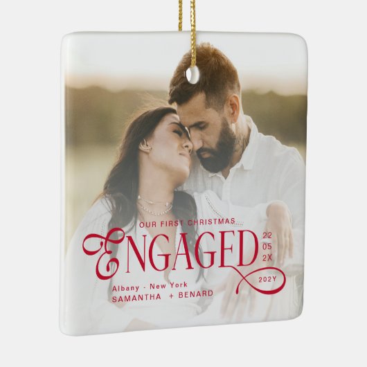 Engaged Couples 2 Photos Stylish First Christmas Keramisch Ornament (Rechts)