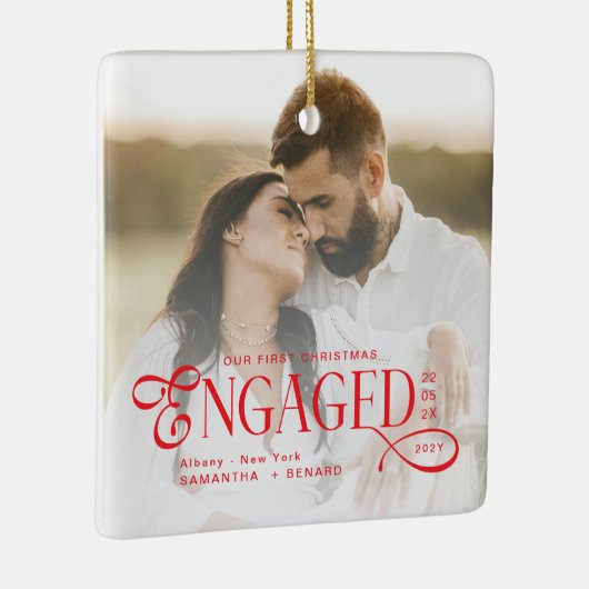 Engaged Couples 2 Photos Stylish First Christmas Keramisch Ornament (Rechts)