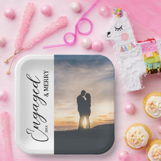 Engaged & Merry Couple Photo Papieren Bordje (Feest)