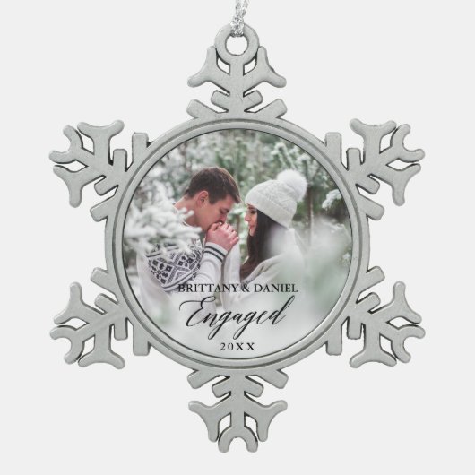 Engaged Modern Calligraphy Couple Photo Tin Sneeuwvlok Ornament (Voorkant)