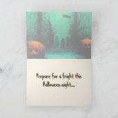 Enge begraafplaats en uitgeholde pompoenen Hallowe Kaart (Binnen)