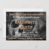 Enge gotische schedel Halloween-feestje Kaart (Achterkant)