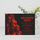 Enge griezelige Spooky Red Skulls Halloween Party Kaart (Staand voorkant)