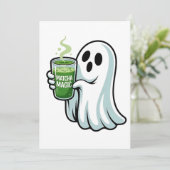 Enge Halloween Geest Drinkt Matcha Drank Feestdagenkaart (Staand voorkant)