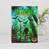 Enge Monsters in Bos Halloween Feest Uitnodigen Kaart (Staand voorkant)