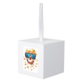 Enge Popcorn Schedel � Grappige Horrorfilm Skelet Decoratie (Achter hoekig)